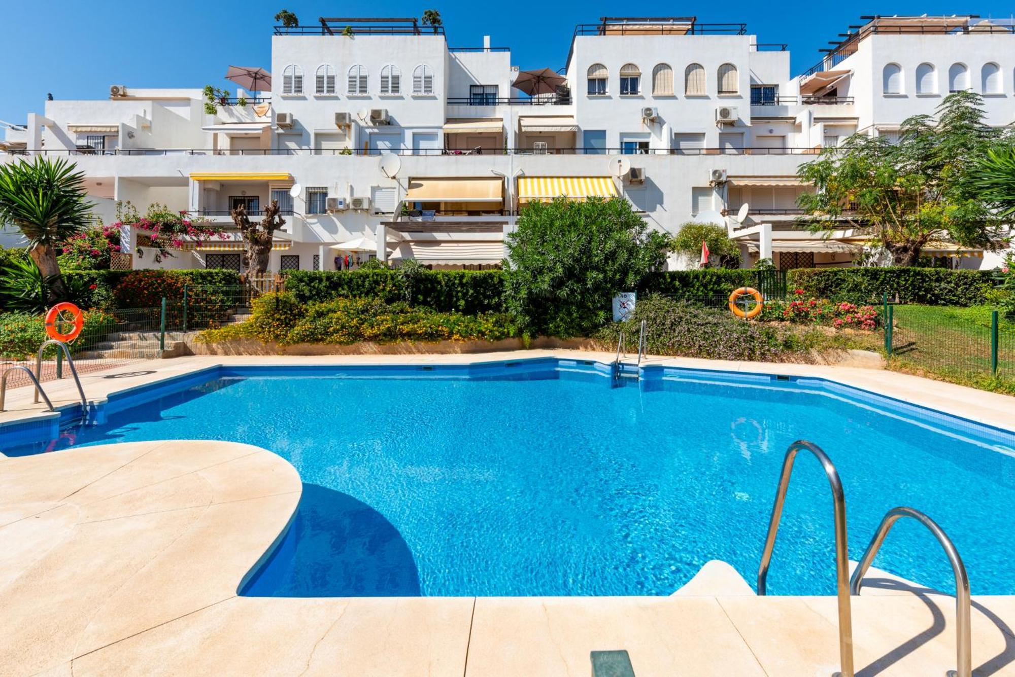 Silvia Apartment Torremolinos Bagian luar foto
