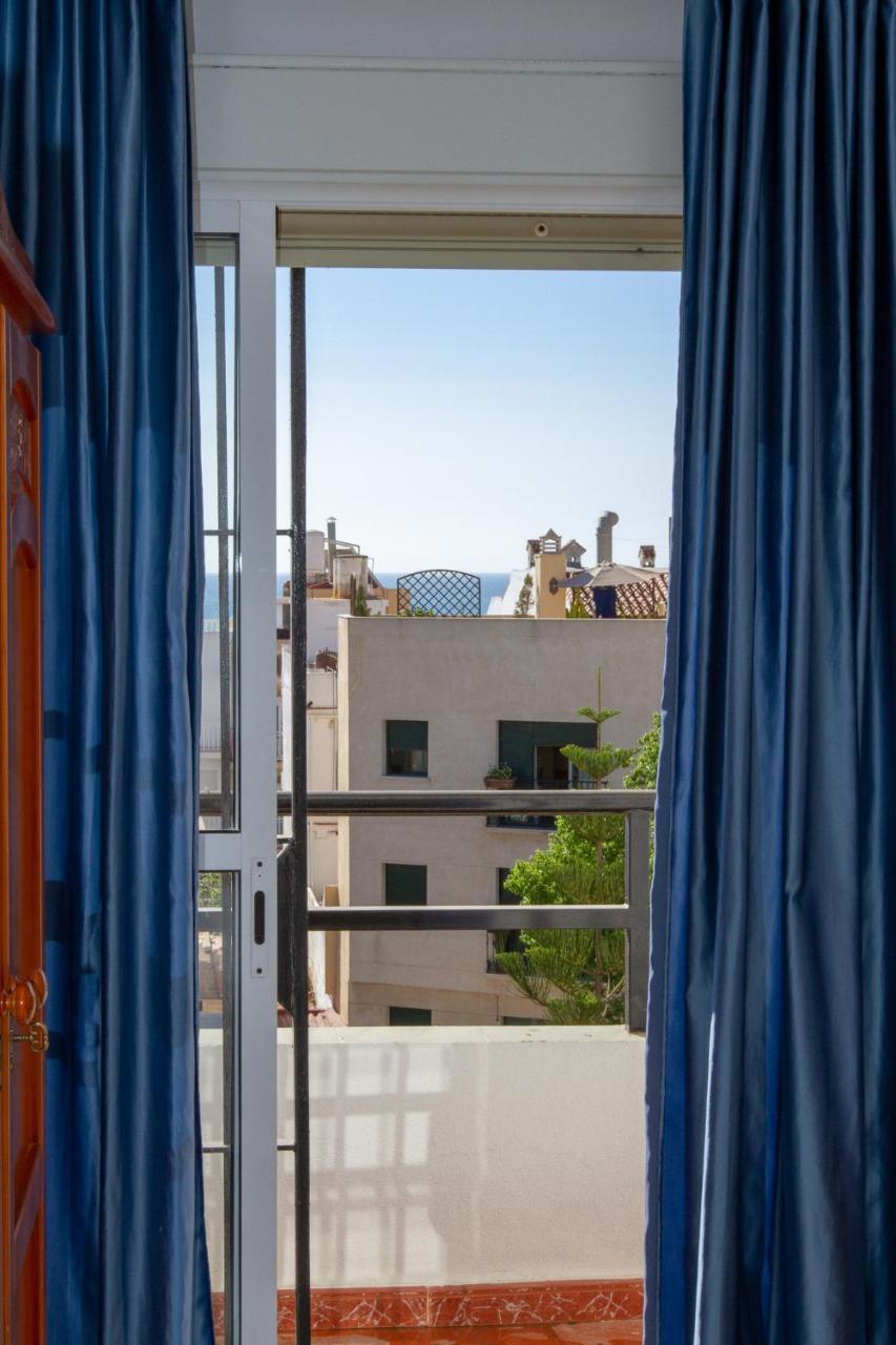 Silvia Apartment Torremolinos Bagian luar foto