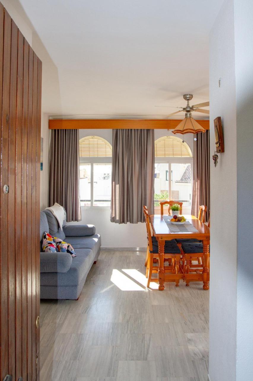 Silvia Apartment Torremolinos Bagian luar foto