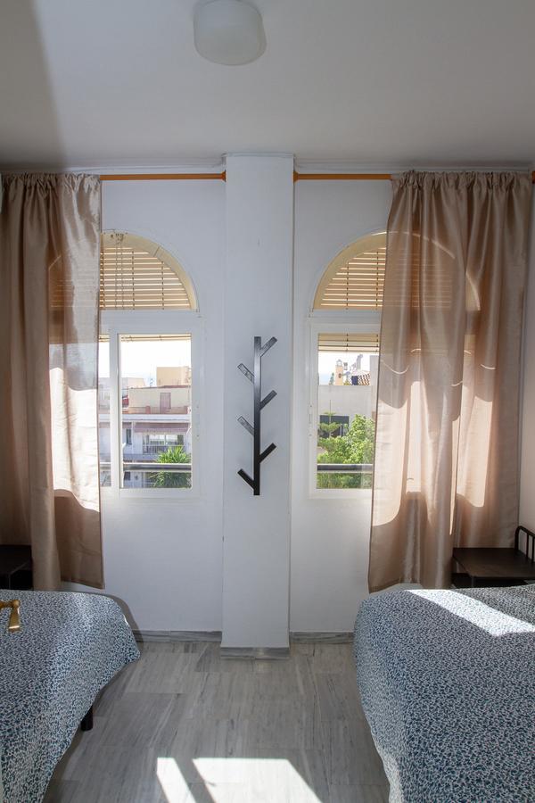 Silvia Apartment Torremolinos Bagian luar foto